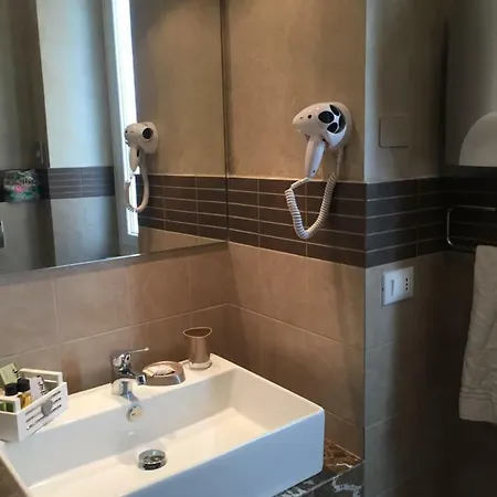 Casa de hóspedes Les De La Place 4*