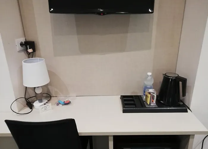 Guest house Les De La Place 4*